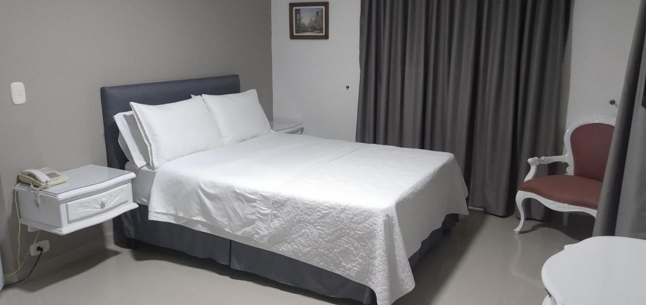 Hotel Suite Santa Rosa サンタ・ロサ・デ・カバル エクステリア 写真